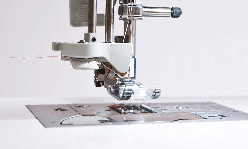 Innov-is NV2600 sewing and embroidery machine  4